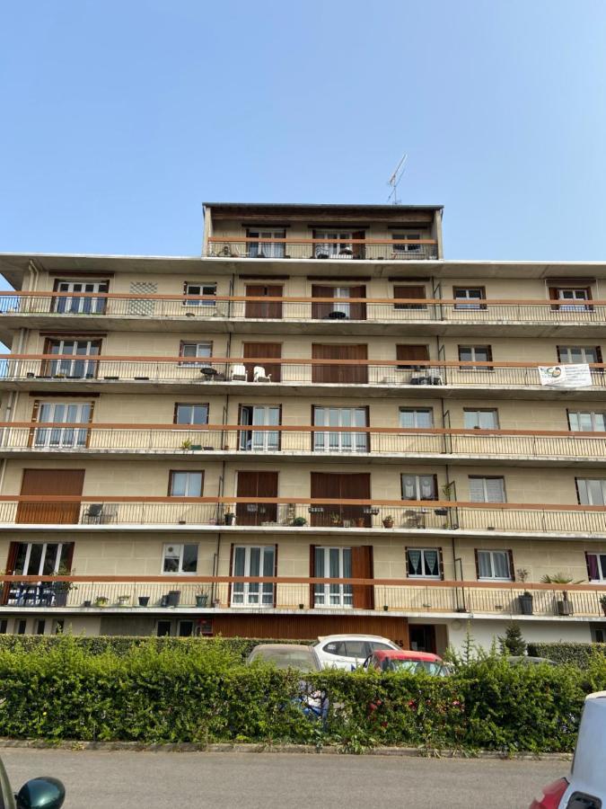 Appartement Entier En Residence Centre Ville Vendôme Eksteriør billede
